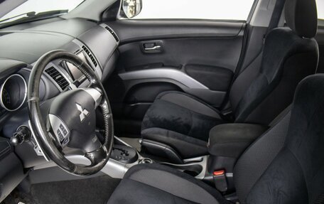 Mitsubishi Outlander III рестайлинг 3, 2011 год, 1 249 000 рублей, 8 фотография