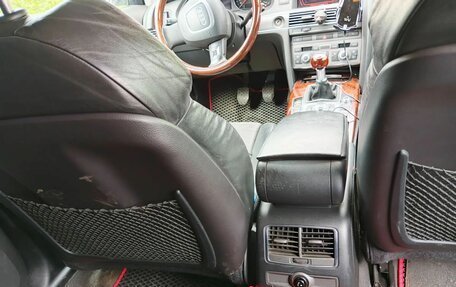 Audi A6, 2004 год, 550 000 рублей, 9 фотография