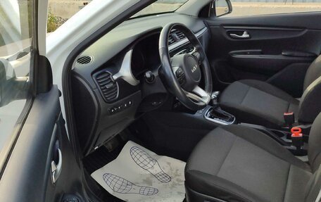KIA Rio IV, 2021 год, 1 586 000 рублей, 8 фотография
