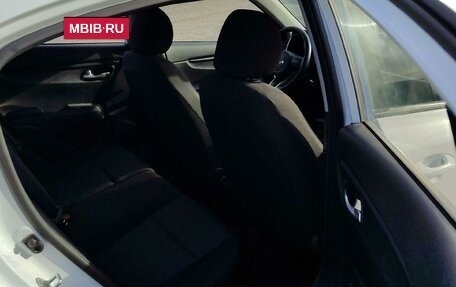 KIA Rio IV, 2021 год, 1 586 000 рублей, 12 фотография