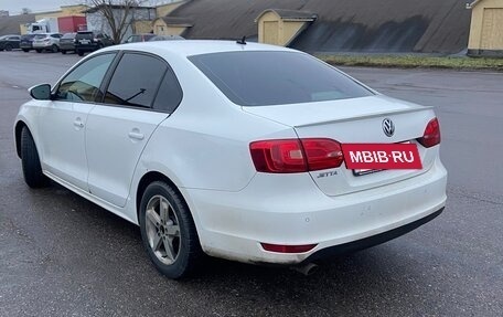 Volkswagen Jetta VII, 2014 год, 580 000 рублей, 4 фотография