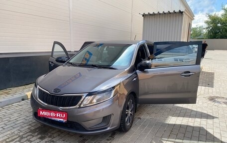 KIA Rio III рестайлинг, 2014 год, 710 000 рублей, 2 фотография