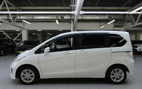 Honda Freed I, 2014 год, 985 000 рублей, 4 фотография