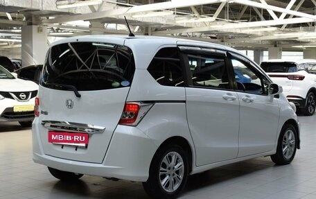 Honda Freed I, 2014 год, 985 000 рублей, 7 фотография