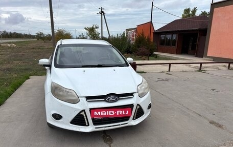 Ford Focus III, 2012 год, 450 000 рублей, 2 фотография