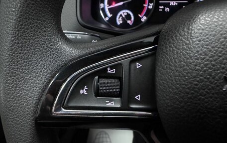 Skoda Karoq I, 2020 год, 2 390 000 рублей, 26 фотография
