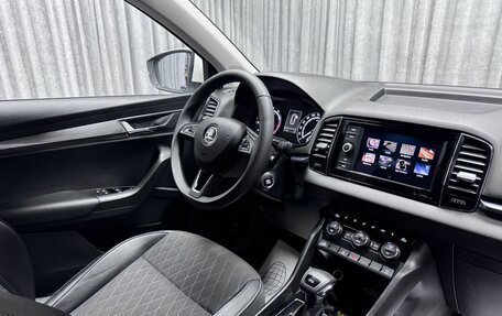 Skoda Karoq I, 2020 год, 2 390 000 рублей, 30 фотография