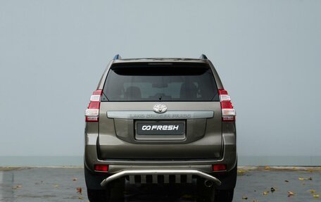 Toyota Land Cruiser Prado 150 рестайлинг, 2015 год, 3 190 000 рублей, 4 фотография