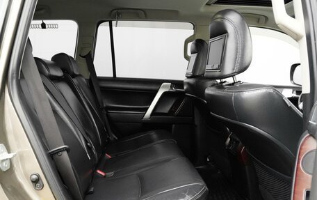 Toyota Land Cruiser Prado 150 рестайлинг, 2015 год, 3 190 000 рублей, 14 фотография