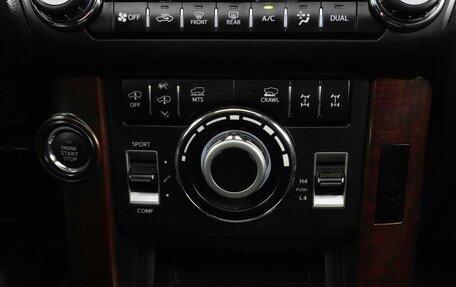 Toyota Land Cruiser Prado 150 рестайлинг, 2015 год, 3 190 000 рублей, 23 фотография