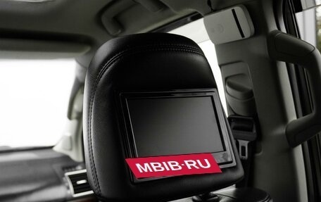 Toyota Land Cruiser Prado 150 рестайлинг, 2015 год, 3 190 000 рублей, 32 фотография