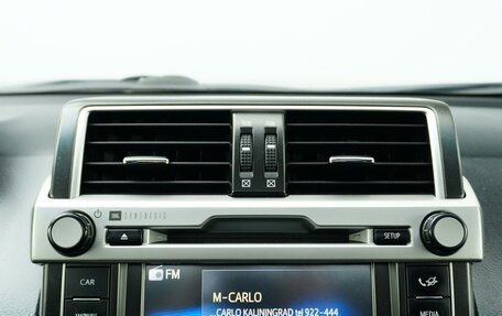 Toyota Land Cruiser Prado 150 рестайлинг, 2015 год, 3 190 000 рублей, 39 фотография
