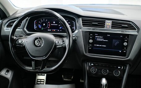 Volkswagen Tiguan II, 2018 год, 2 688 000 рублей, 9 фотография