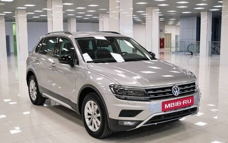 Volkswagen Tiguan II, 2018 год, 2 688 000 рублей, 3 фотография