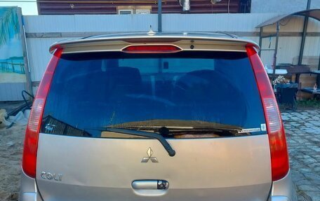 Mitsubishi Colt VI рестайлинг, 2003 год, 279 000 рублей, 11 фотография