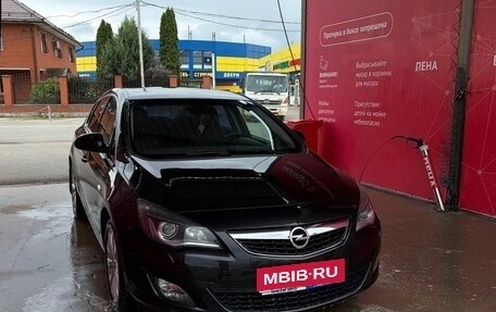 Opel Astra J, 2011 год, 500 000 рублей, 1 фотография