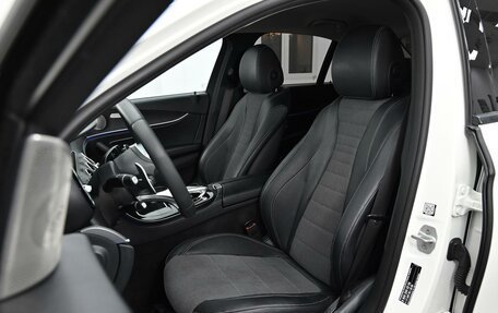 Mercedes-Benz E-Класс, 2016 год, 2 125 000 рублей, 13 фотография