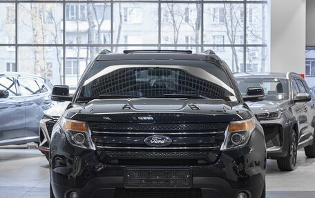 Ford Explorer V рестайлинг, 2011 год, 1 799 000 рублей, 2 фотография
