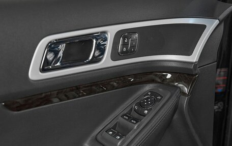 Ford Explorer V рестайлинг, 2011 год, 1 799 000 рублей, 14 фотография