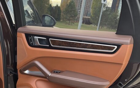 Porsche Cayenne III, 2020 год, 10 000 000 рублей, 24 фотография