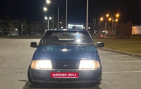 ИЖ 2126 «Ода», 2002 год, 125 000 рублей, 2 фотография