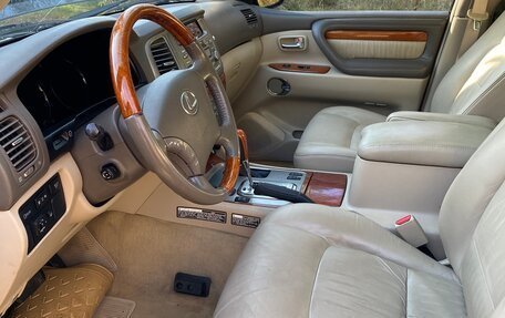 Lexus LX II, 2007 год, 2 850 000 рублей, 16 фотография