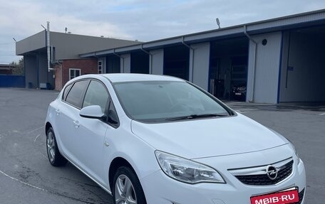 Opel Astra J, 2011 год, 1 090 000 рублей, 3 фотография