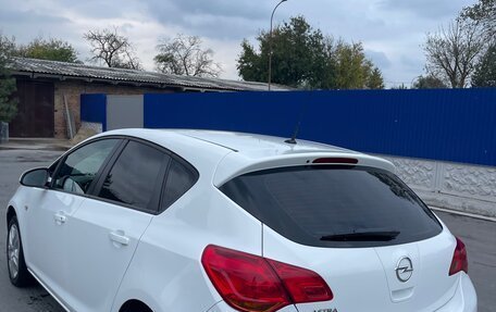 Opel Astra J, 2011 год, 1 090 000 рублей, 7 фотография