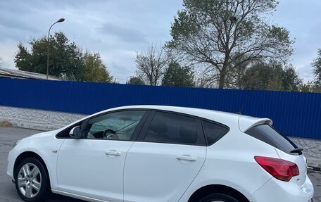 Opel Astra J, 2011 год, 1 090 000 рублей, 8 фотография