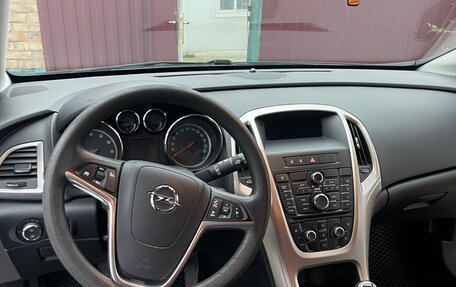 Opel Astra J, 2011 год, 1 090 000 рублей, 14 фотография