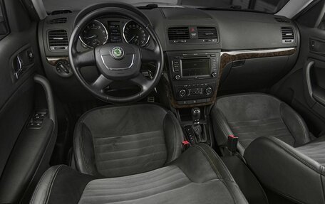 Skoda Yeti I рестайлинг, 2012 год, 849 000 рублей, 8 фотография