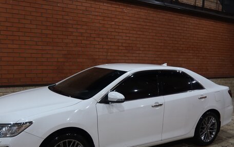 Toyota Camry, 2015 год, 2 200 000 рублей, 2 фотография