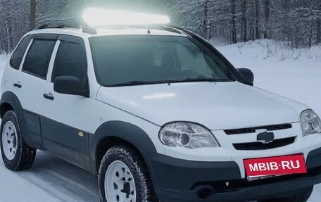 Chevrolet Niva I рестайлинг, 2017 год, 850 000 рублей, 1 фотография
