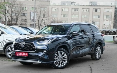 Toyota Highlander, 2024 год, 4 830 000 рублей, 1 фотография