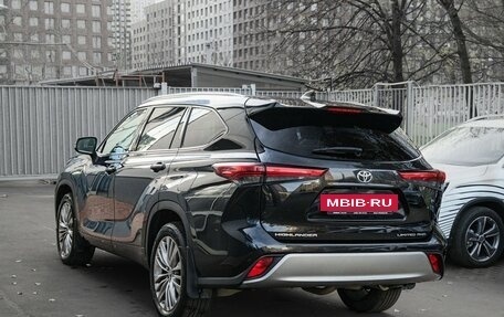Toyota Highlander, 2024 год, 4 830 000 рублей, 6 фотография