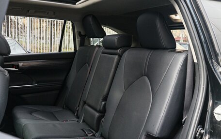 Toyota Highlander, 2024 год, 4 830 000 рублей, 11 фотография