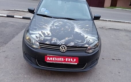 Volkswagen Polo VI (EU Market), 2014 год, 750 000 рублей, 2 фотография