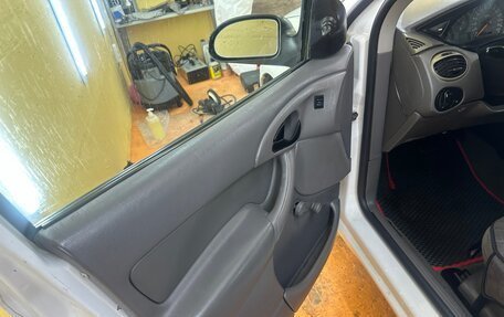 Ford Focus IV, 2003 год, 269 000 рублей, 10 фотография