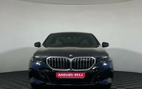 BMW 5 серия, 2024 год, 7 400 000 рублей, 3 фотография