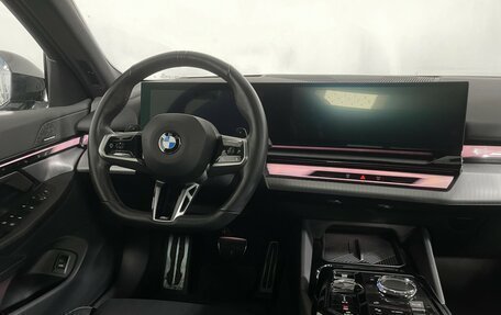 BMW 5 серия, 2024 год, 7 400 000 рублей, 15 фотография
