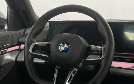 BMW 5 серия, 2024 год, 7 400 000 рублей, 16 фотография