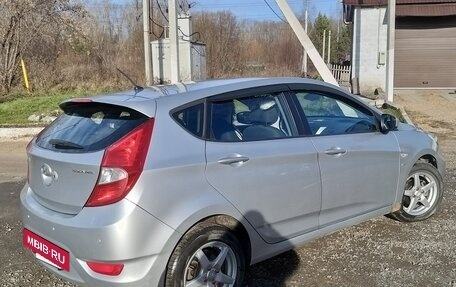 Hyundai Solaris II рестайлинг, 2012 год, 920 000 рублей, 6 фотография