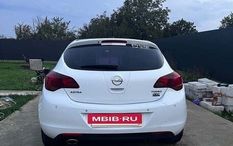 Opel Astra J, 2011 год, 700 000 рублей, 5 фотография