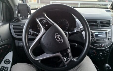 Hyundai Solaris II рестайлинг, 2014 год, 1 050 000 рублей, 16 фотография