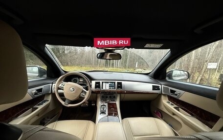 Jaguar XF I рестайлинг, 2014 год, 2 000 000 рублей, 9 фотография