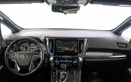 Toyota Alphard III, 2021 год, 6 300 000 рублей, 14 фотография
