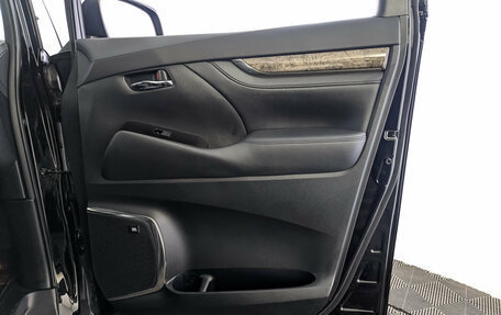 Toyota Alphard III, 2021 год, 6 300 000 рублей, 25 фотография