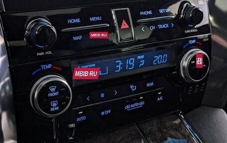 Toyota Alphard III, 2021 год, 6 300 000 рублей, 21 фотография