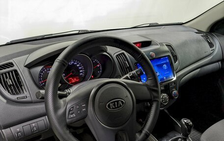KIA Cerato III, 2010 год, 850 000 рублей, 13 фотография