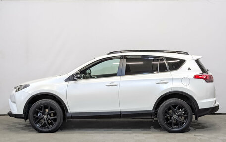 Toyota RAV4, 2019 год, 3 150 000 рублей, 8 фотография